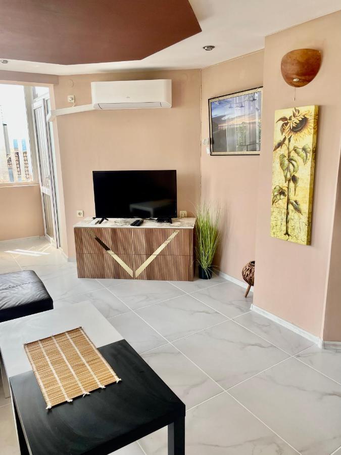 Sea View / Sea Garden Maisonette Varna Buitenkant foto