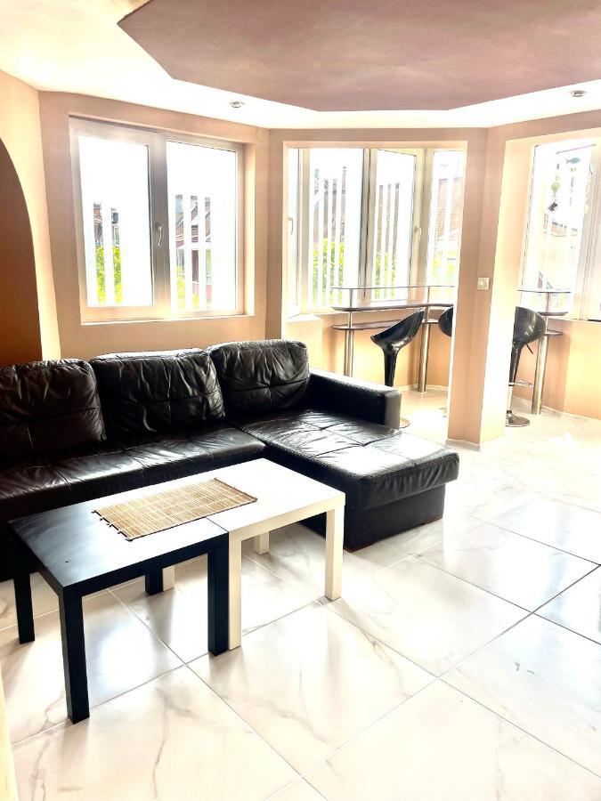 Sea View / Sea Garden Maisonette Varna Buitenkant foto